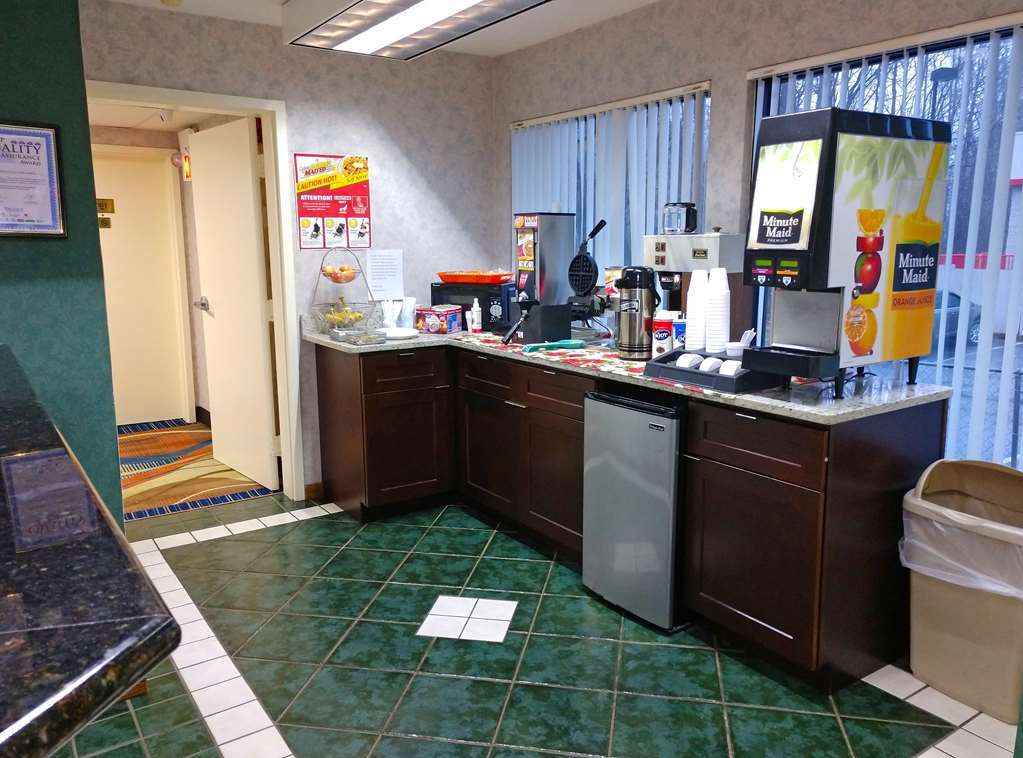 Americas Best Value Inn - Clayton Restaurante foto